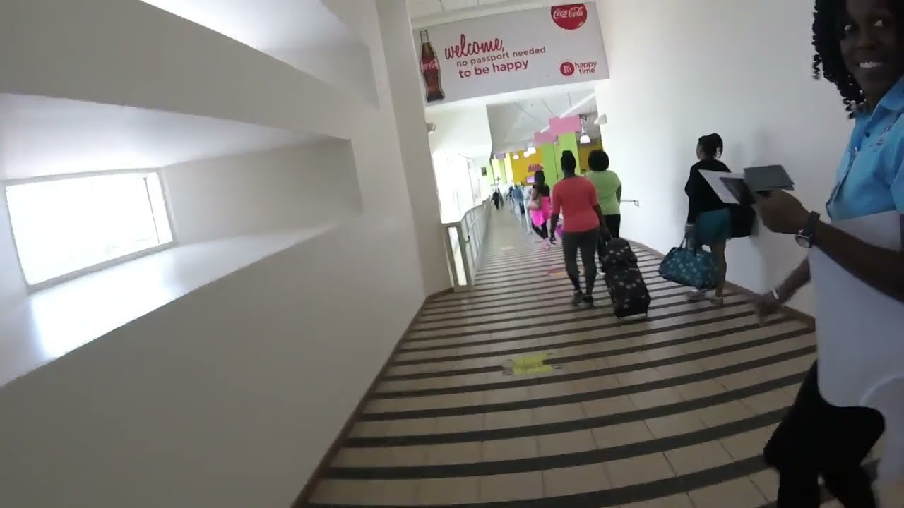 Club Kingston Arrivals Lounge thumbnail