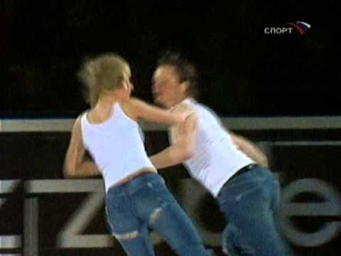 Oksana Domnina & Maxim Shabalin   Show must go on   Ice Symphony 2005