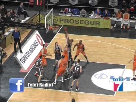 Raúl López guía al Uxue hacia una victoria imprescindible.