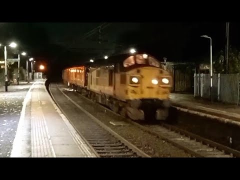 Colas 37099 & 37116 Roar Through Gorton With Great Tones