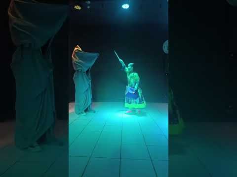 Peça teatral - Fada malvada e Bruxa encantada - Mavi foi a Bruxa encantada 