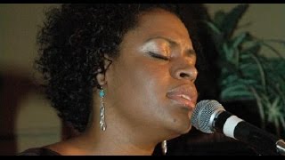 Ella Fitzgerald - A Night In Tunisia (Live cover by Taniq)