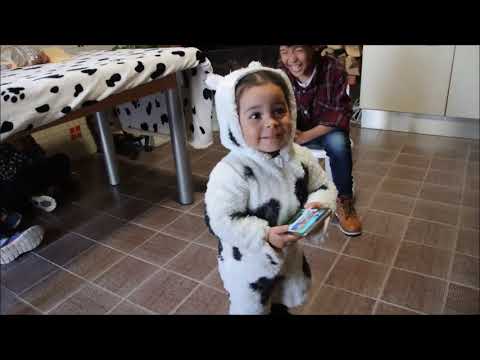 🐄Signora mucca 🐄pakita y los niños 👨‍🌾👨‍🌾👨‍🌾