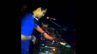 Download lagu Dj Ecko86 On The Scratch New Zone Medan mp3