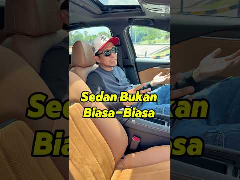 Sedan segmen D yang bukan biasa-biasa.