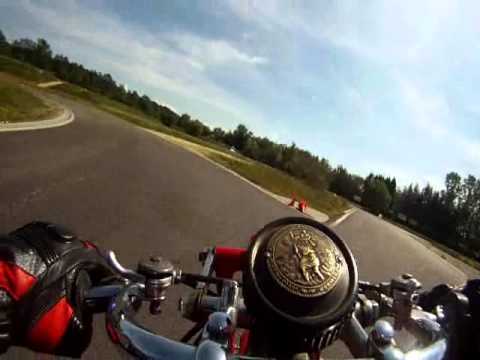 Triumph-Benelli Ligneres 2.wmv.wmv