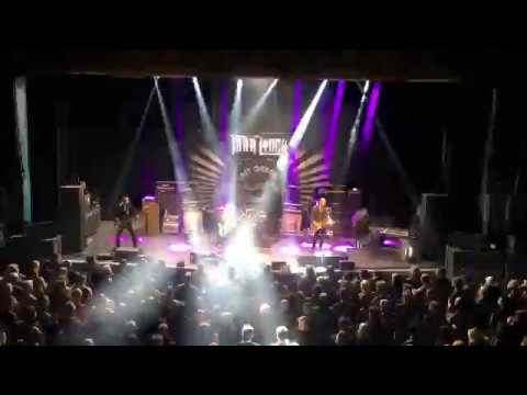 TARA LYNCH - "Unbreakable" Live at O2 Shepherd's Bush Empire in London