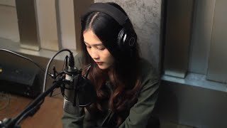 Download lagu Drive - Melepasmu (Cover) | Julia Choirani mp3 Download lagu Drive - Melepasmu (Cover) | Julia Choirani mp3