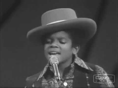 Scene from Rockin’ Robin track by Michael Jackson