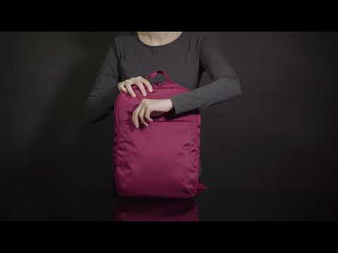 Tucano Velluto – Sleeve for MacBook Pro 14 Juodas video
