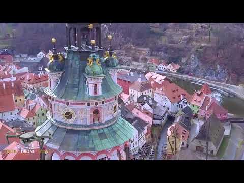 Cesky Krumlov (Czech Republic) bird's eye view 4K; Чешский Крумлов (Чехия) с птичьего полёта 4К