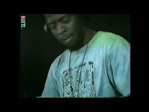 "Trapanova" - The Smoogies (Planet Smoogies)