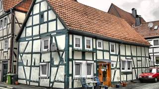 preview picture of video 'Bad Arolsen-Mengeringhausen: Fachwerktour durch die Altstadt mit zahlreichen Fachwerkhäusern'