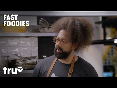 Fast Foodies - Reggie Watts Helps The Chefs Copy The Burger King Whopper (Clip) | truTV