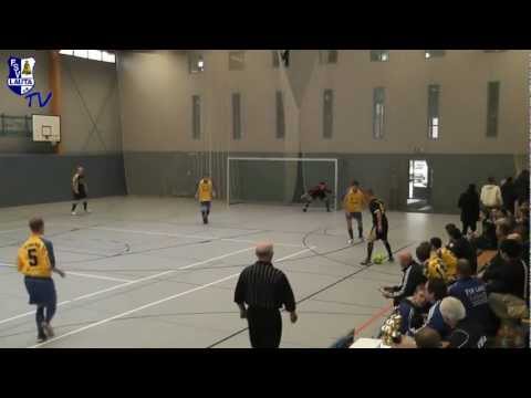 Spiel 3: LSV Bergen vs. SV Hosena 2:0 - Hallenturnier vom FSV Lauta (1. Männer) in Hosena