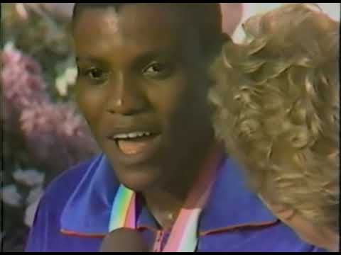 Carl  Lewis Interview after the Winning 4x100m Run and Winning the 4th Gold Medal in Los Angeles 84.