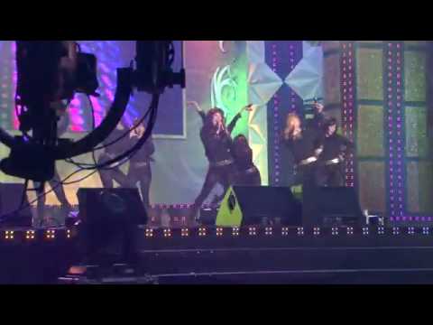 100424 少女時代(SNSD) - Oh! encore@ New World Super Concert.FLV