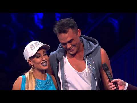 Dean Calls Gareth's Dance Very Cool - Dancing On Ice