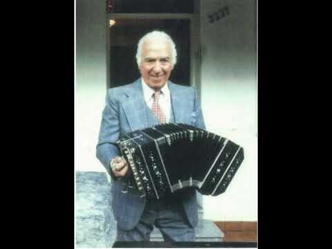 En un rincón del café ‐ Gabriel Clausi canta Chito Faró