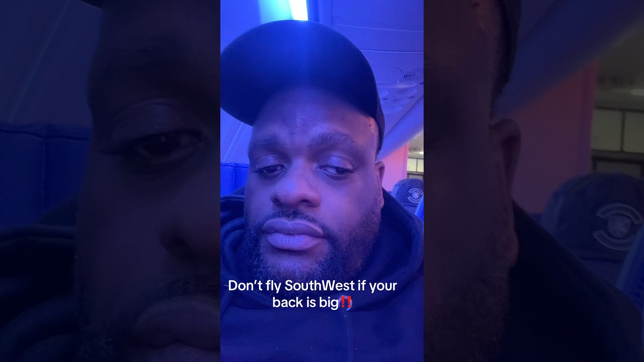 @S@SouthwestAireally FatShaming ppl at the gate.  Like a nightclub bouncer 🤷🏾‍♂️