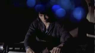 Michael Andrews "Socks On Ears" Trois Couleurs Bleu