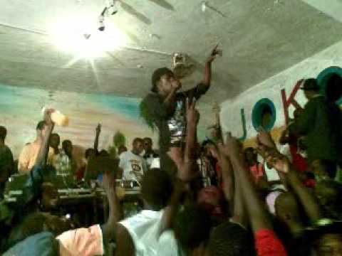 Benjahmin Feat Lixen- Chase (Brand New) June 2012