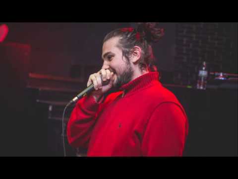 Yoda Priest - Χελιδόνι