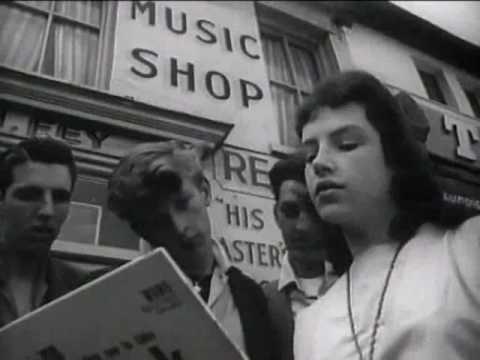 Gwyn Thomas Visits Pontypridd