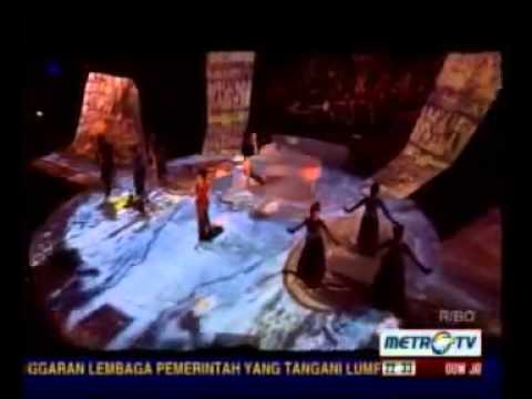 Deluxe Symphony Metro Tv with Andi Rianto & Magenta Orchestra Part 2 - 7