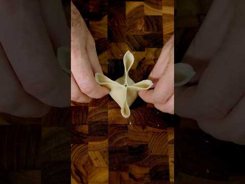 How to Fold Wontons (2 Ways)