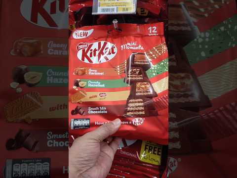 SATISFYING||KITKAT mini MOMENTS BAG #shorts #kitkat #trending #satisfying