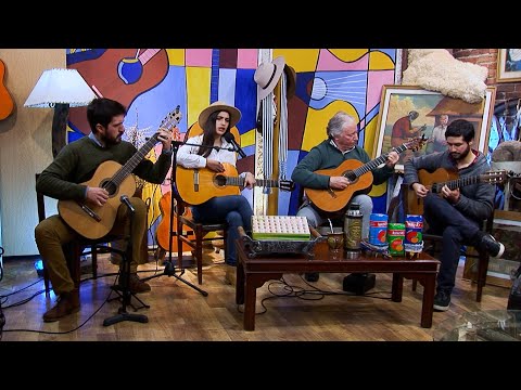 ENTRE MATES Y GUITARRAS PROGRAMA 446 - 1 DE ENERO DE 2022