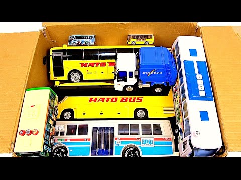 バスとゴミ収集車のミニカーをチェックしたらサウンド鳴らして坂道を走行テストしていくよ