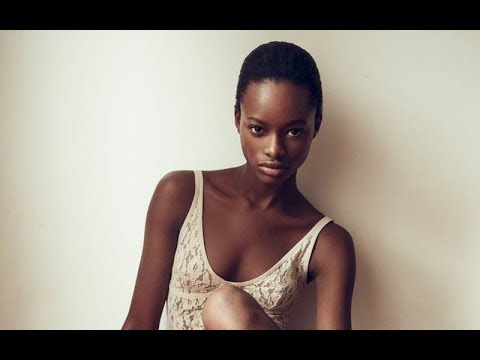 MAYOWA NICHOLAS Model Spring 2020 - Fashion Channel