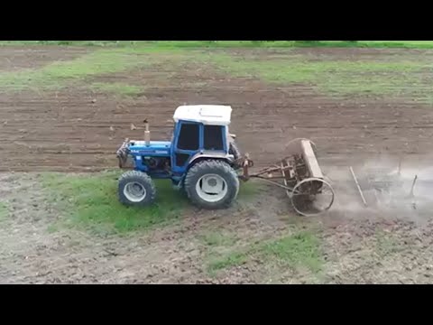 5610 Ford Tractor Planting Oats