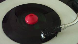 Peggy Lee - Sitting On The Dock Of The Bay (Otis Redding cover)