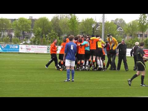 5 mei 2012 VV De Meern zat 1 - FC Weesp 1 com 2-1 Laatste minuut, laatste fluitsignaal - Campione