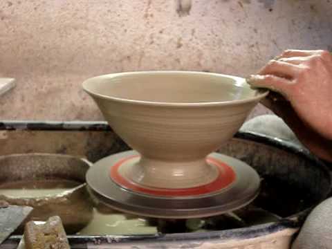 Throwing a clay pottery pasta bowl on a potters wheel demonstration demo how to pot throw make