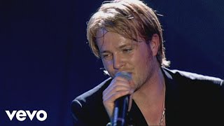 Westlife - World of Our Own (Live From M.E.N. Arena)
