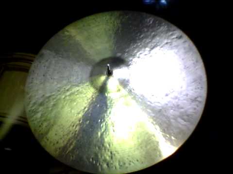 22 HSB Half Kontroversial Ride, 2061g - Handcrafted cymbals by Craig Lauritsen.MOV