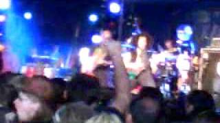 Breed 77-Worlds On Fire at Download Festival 2010