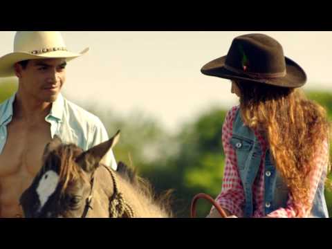 Cholo Valderrama - Amor Salvaje (Video Oficial)