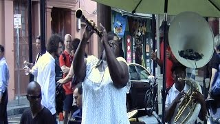 Doreen Ketchens  &quot;Amazing Grace&quot; - French Quarter New Orleans street performers