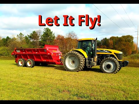 First Time Using The New Manure Spreader - Meyer SXI720