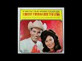 ERNEST TUBB AND LORETTA LYNN - WHO'S GONNA TAKE THE GARBAGE OUT 1969