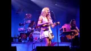 Katzenjammer - Shine Like Neon Rays live in Bielefeld