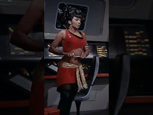 Vídeo relacionado con Star Trek Colorful Uhura Retrait Fan Art Graphic Camiseta Camiseta