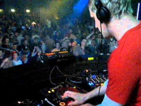 Bryan Kearney @ Lush, Portrush - Intro
