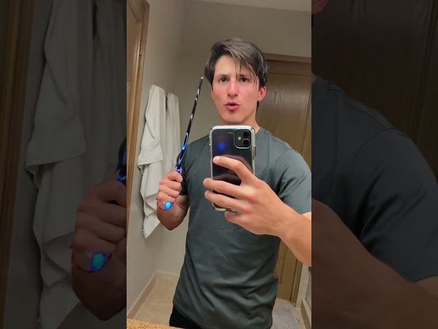 Vídeo relacionado con Cricia Halloween LED Mago Malvado Varita Personal Brillante Mago cetro Cosplay Mascarada Accesorios de brujería Juguetes bastón maléfico cetro luz Bruja de Lujo Prop