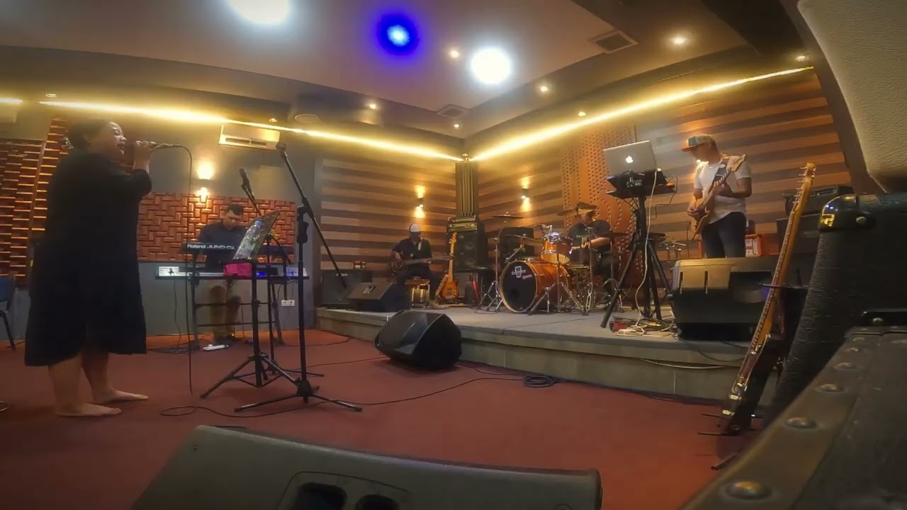 USIX - Badai Telah Berlalu (Cover) | Lagu dari BCL, Diskoria & Laleilmanino 🎸